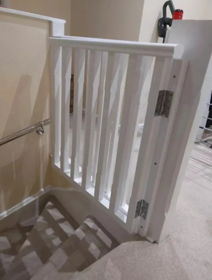 Classic Banister Gate