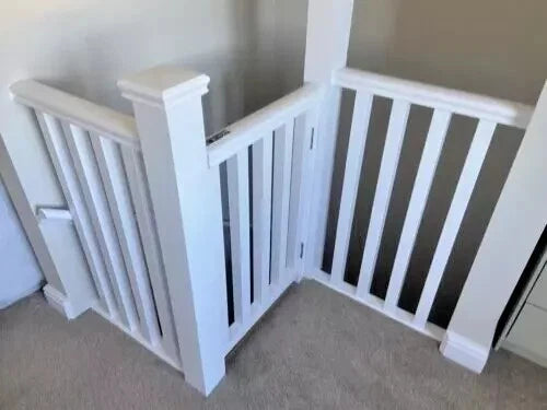 Classic Banister Gate