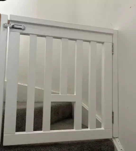 Cat Escape Gate